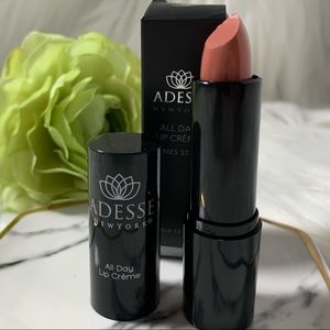 NEW! Adesse All Day Lip Creme Thames Street